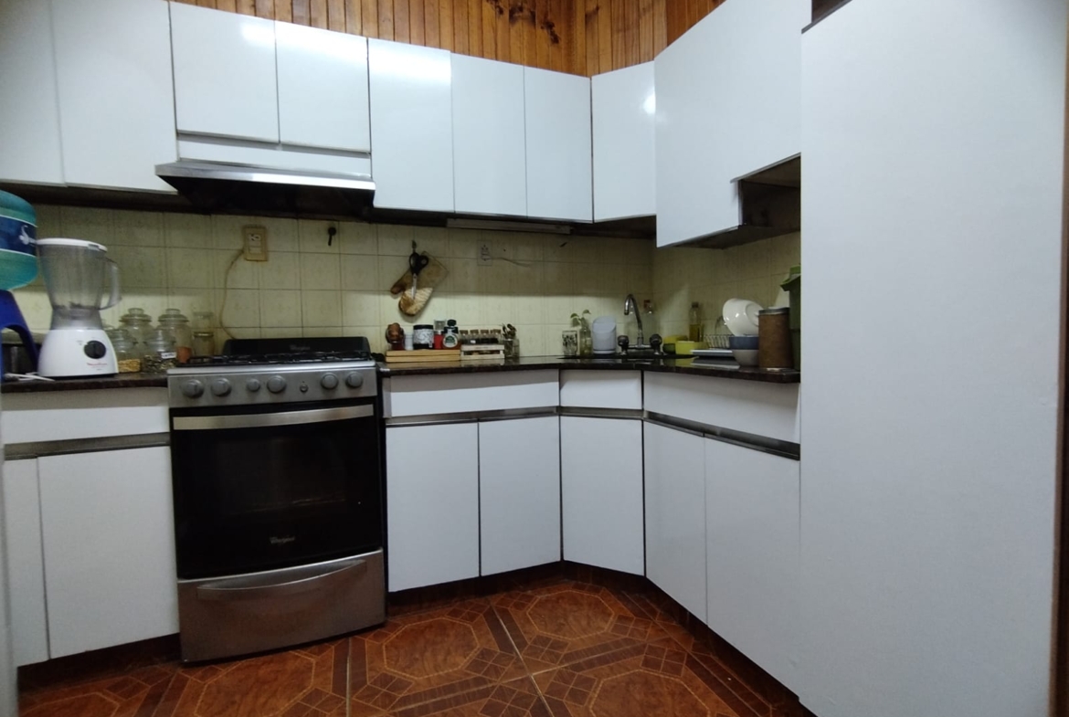Casa a Reciclar – Gargiulo 2253 – Benegas, Godoy Cruz