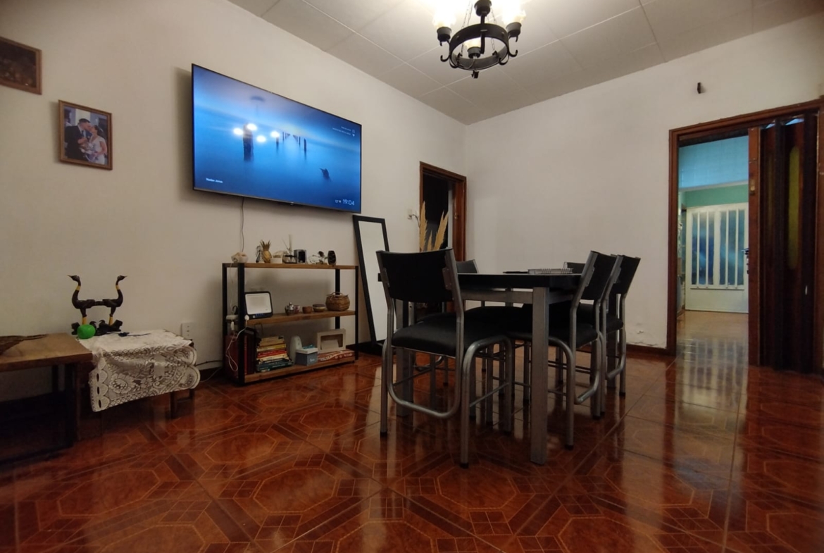 Casa a Reciclar – Gargiulo 2253 – Benegas, Godoy Cruz