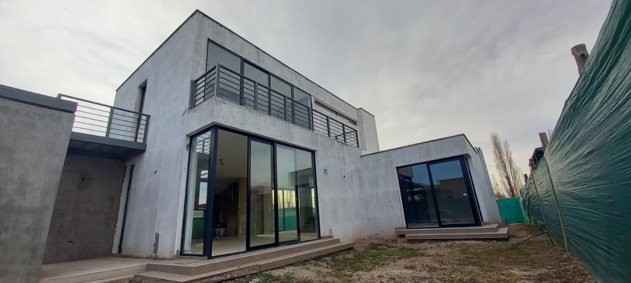 Casa en Venta – Bº Vieytes III – a Estrenar!