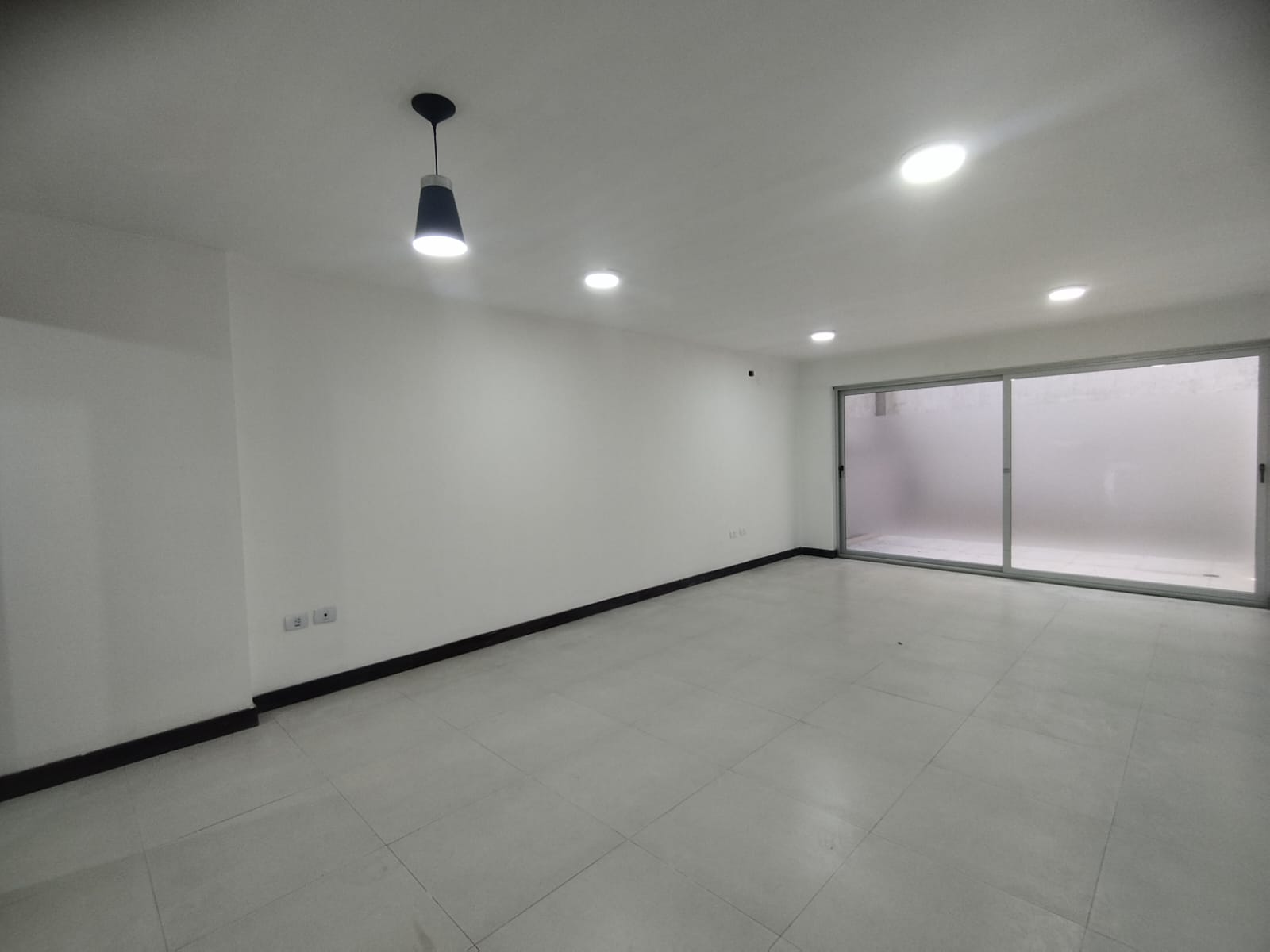 Oficina Comercial en Venta en Centro Civico, Capital, Mendoza.