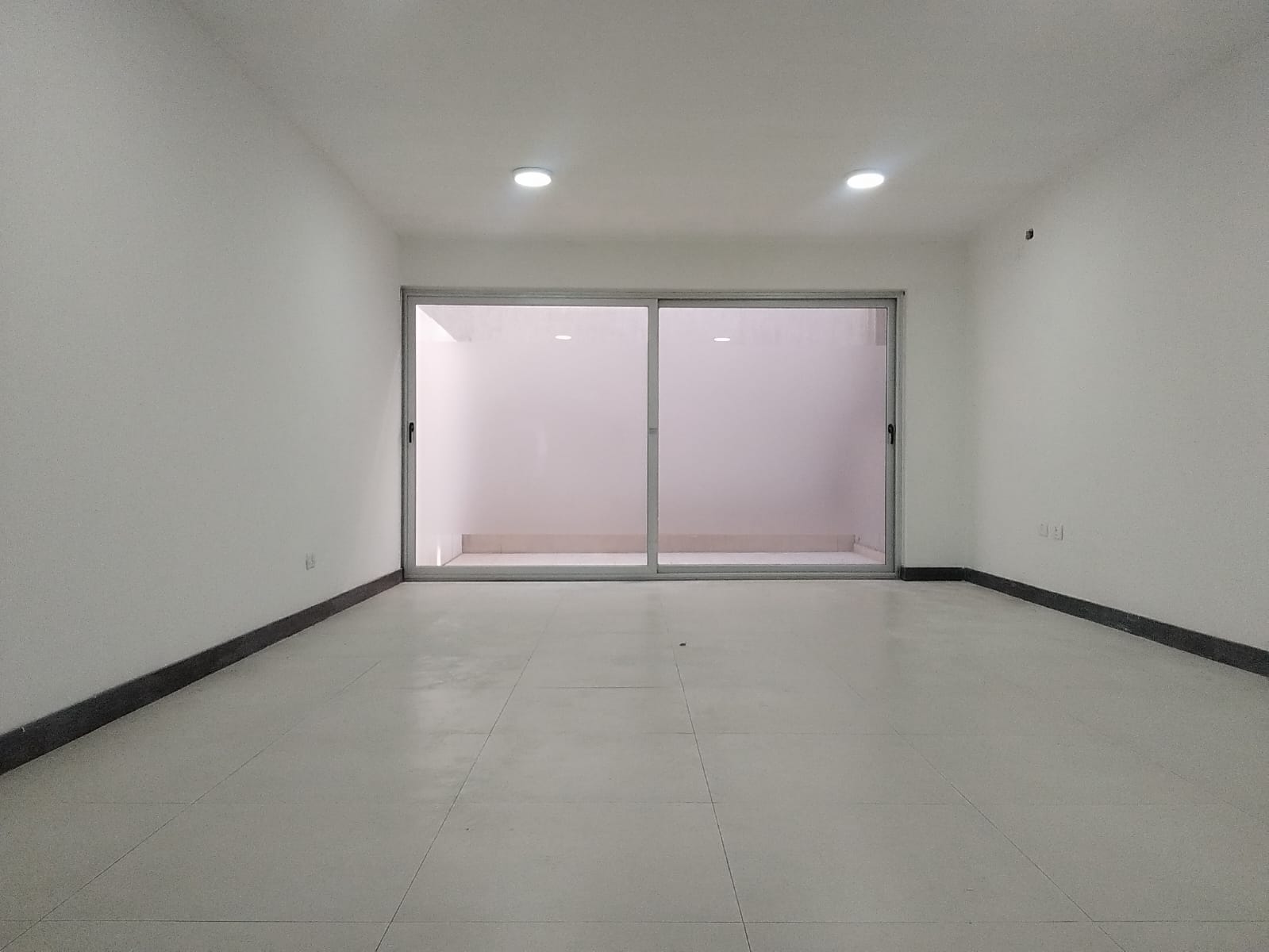 Oficina Comercial en Venta en Centro Civico, Capital, Mendoza.