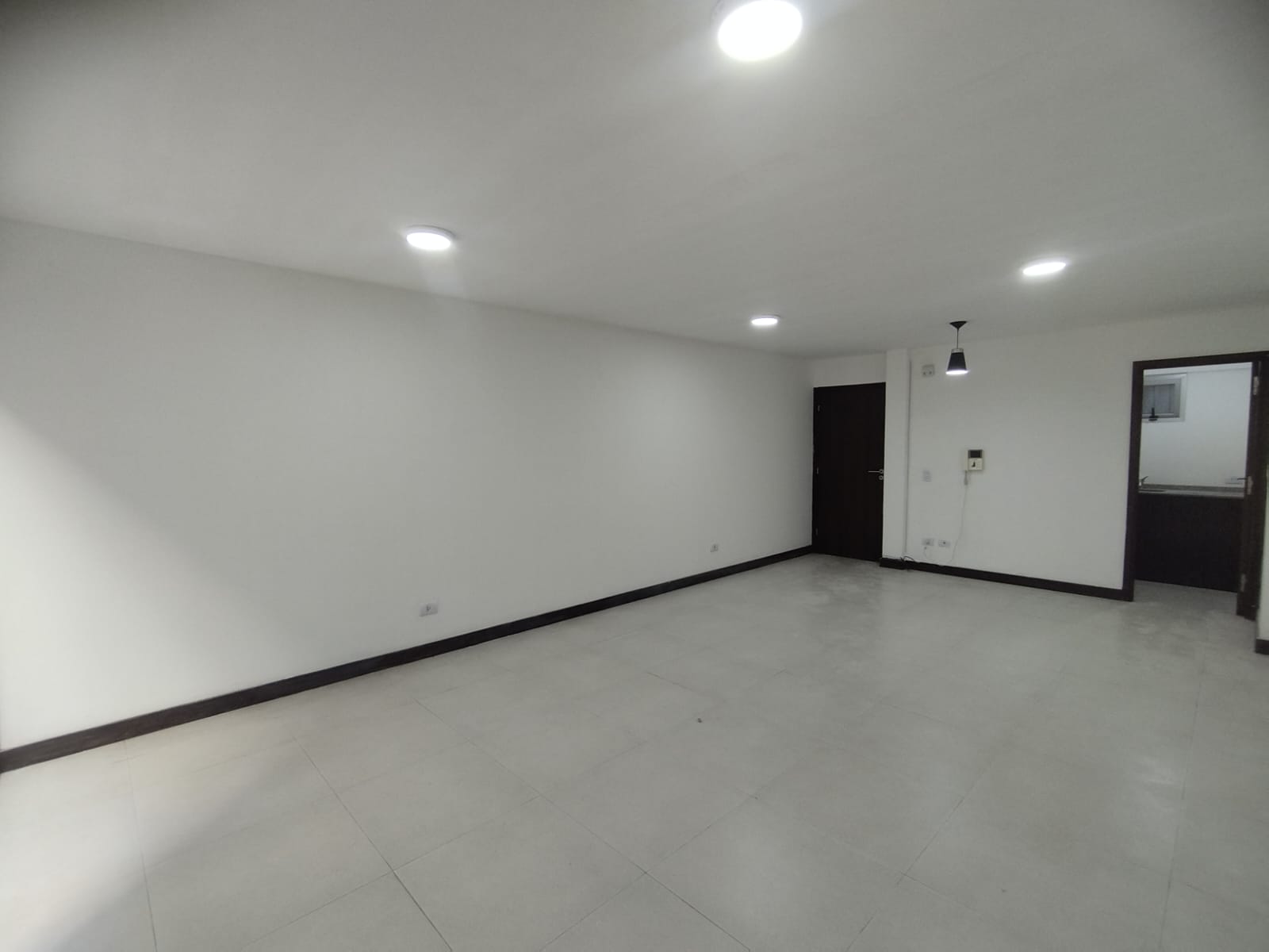 Oficina Comercial en Venta en Centro Civico, Capital, Mendoza.