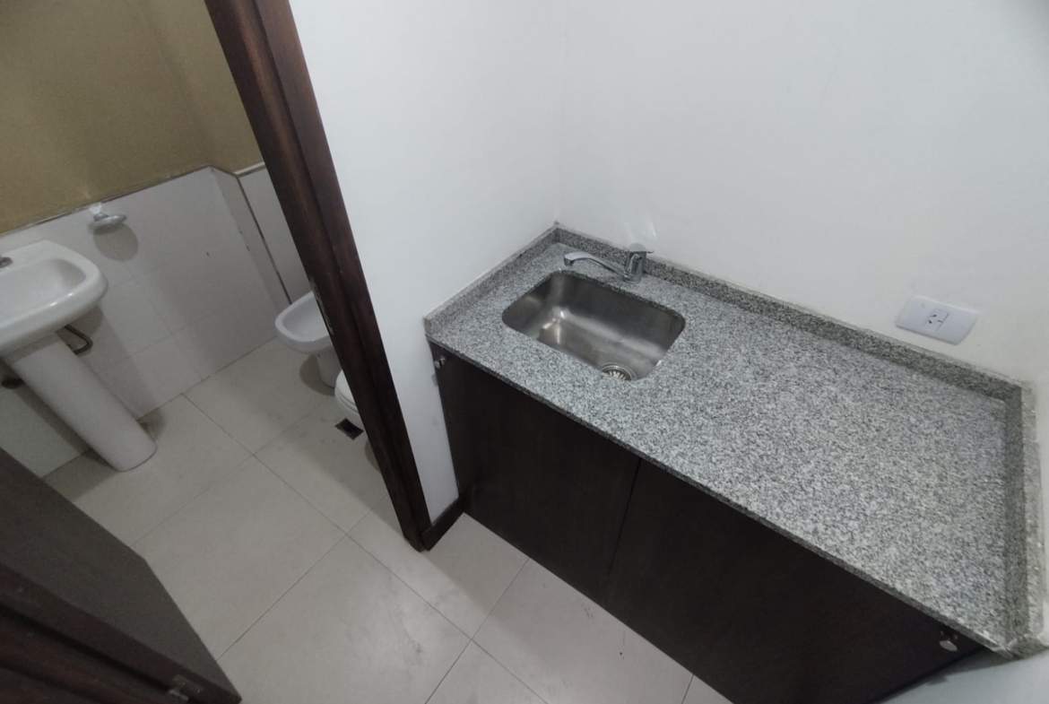 Oficina Comercial en Venta en Centro Civico, Capital, Mendoza.