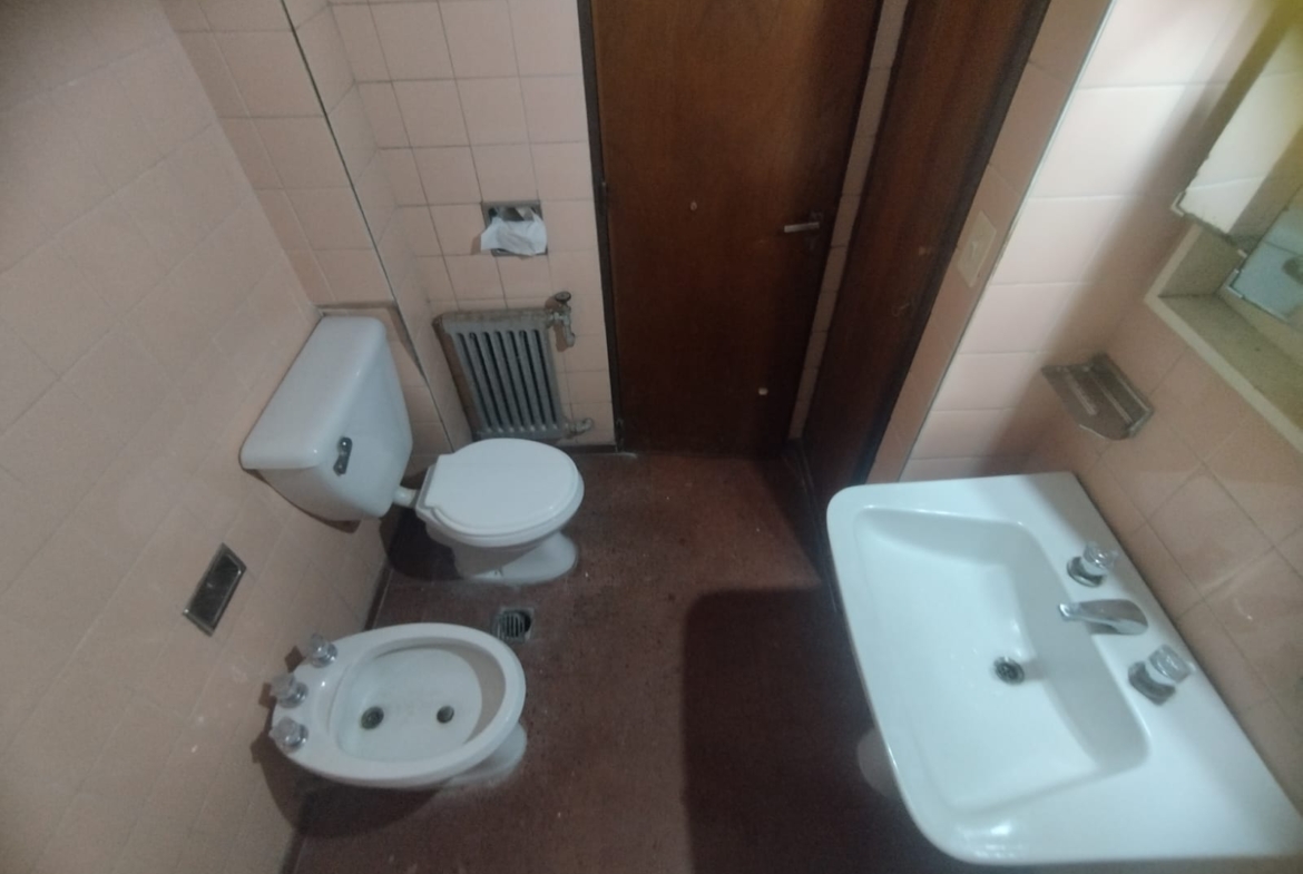 Bloque Inmobiliario Vende
