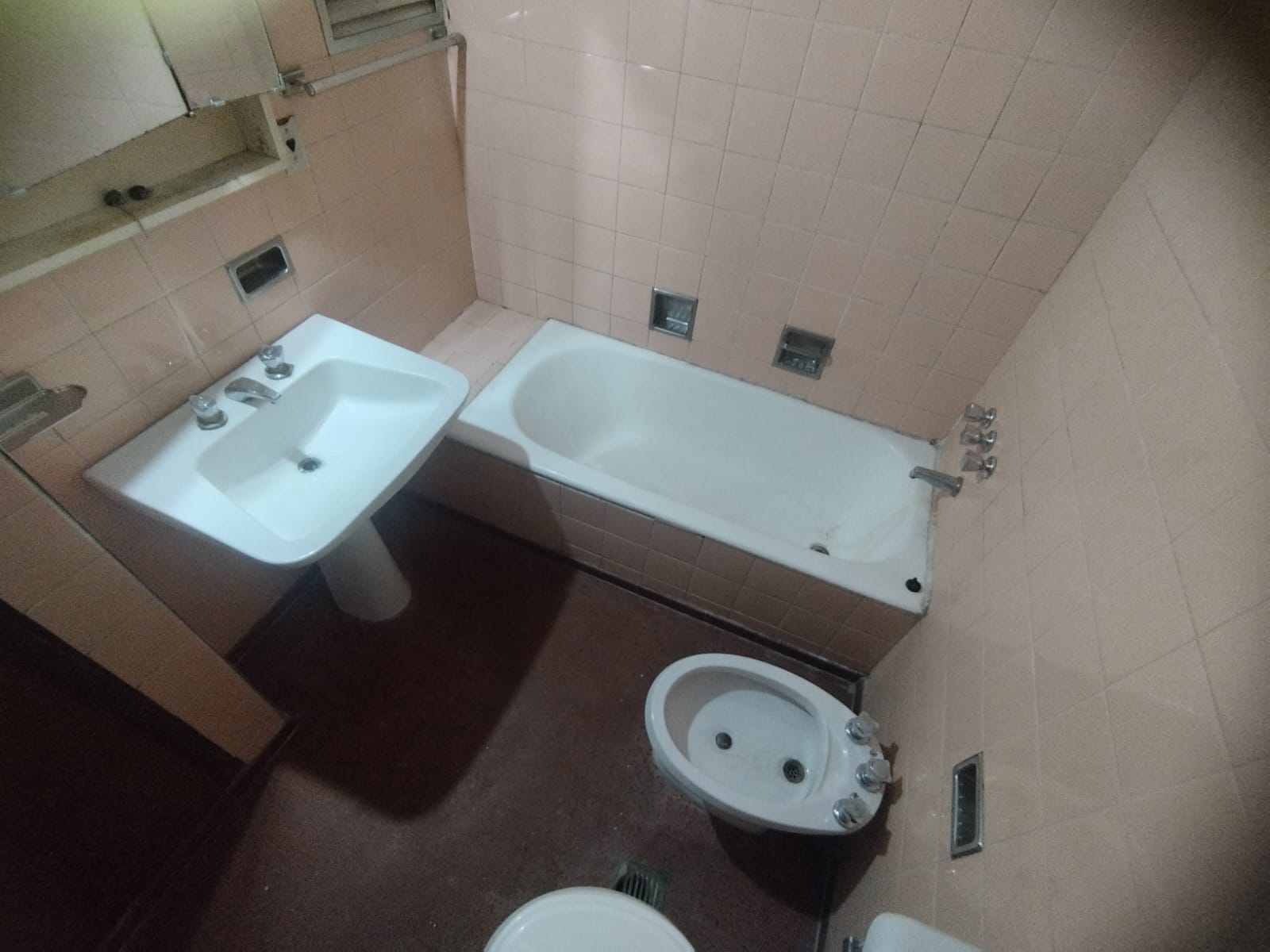 Bloque Inmobiliario Vende