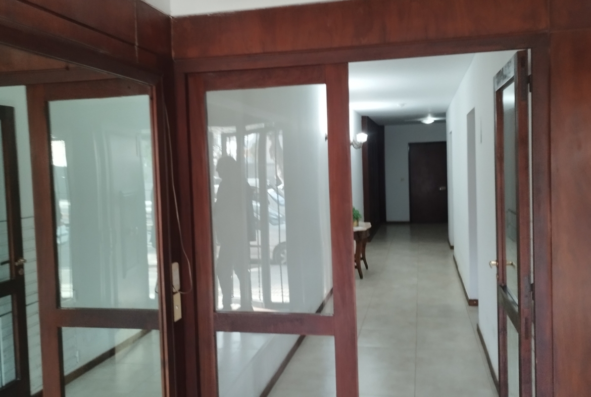 Bloque Inmobiliario Vende