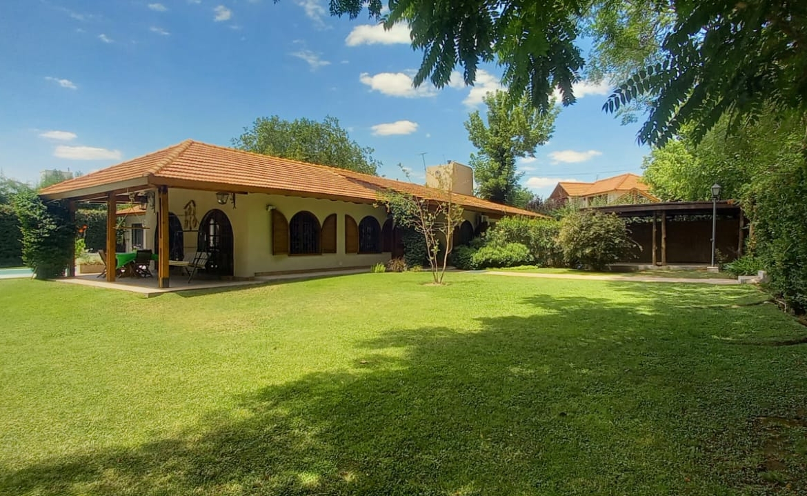 Casa en Venta – Chacras de Coria – Tu Casa Soñada!