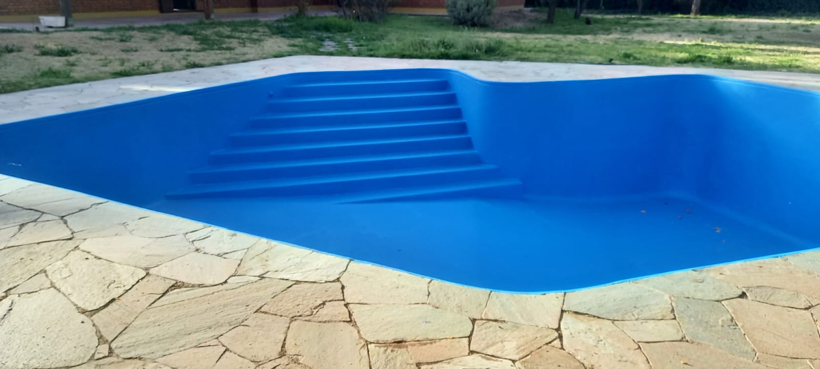 Casa en Venta – Chacras de Coria – Apta Crédito Hipotecario