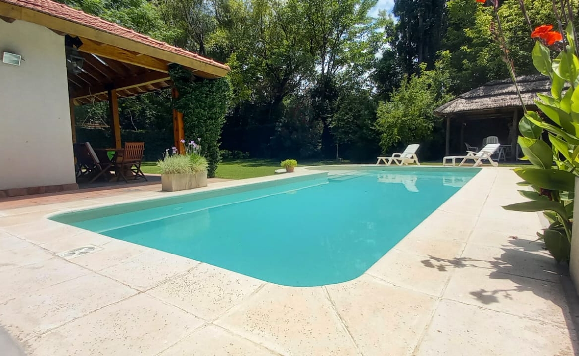 Casa en Venta – Chacras de Coria – Tu Casa Soñada!