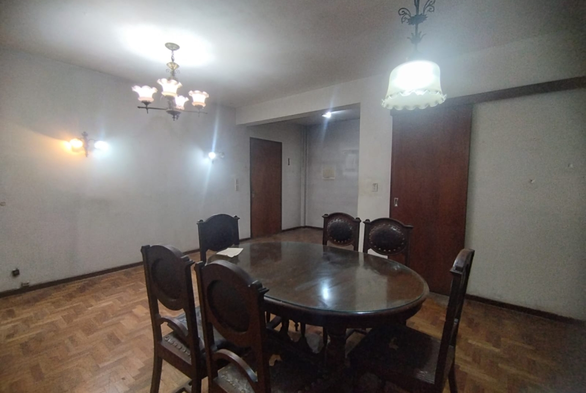 Bloque Inmobiliario Vende
