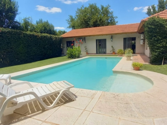 Casa en Venta – Chacras de Coria – Tu Casa Soñada!
