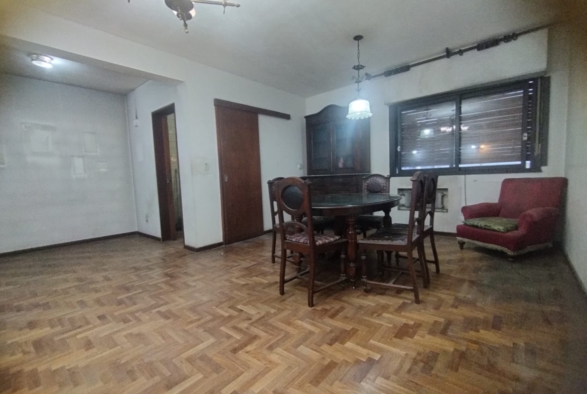 Bloque Inmobiliario Vende