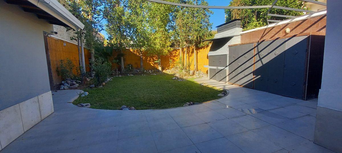 Distinguida Casa en Alquiler, Sexta Sección, Capital Mendoza