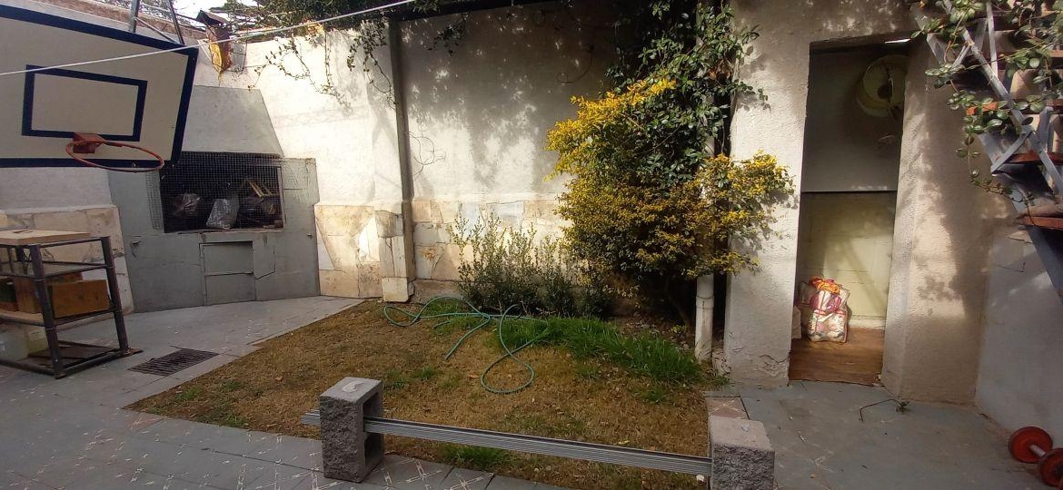 Casa a Reciclar en Venta, Calle Damian Hudson, Ciudad, Mendoza