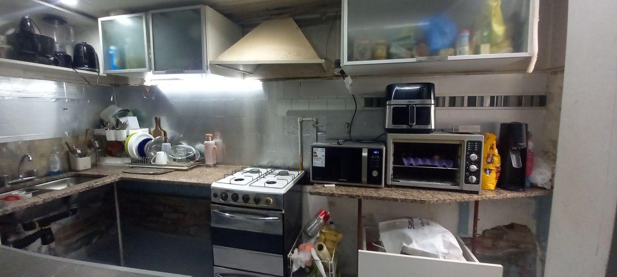 m Casa a Reciclar en Venta, Calle Damian Hudson, Ciudad, Mendoza