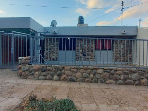 Casa en Alquiler – Barrio Supe – Godoy Cruz